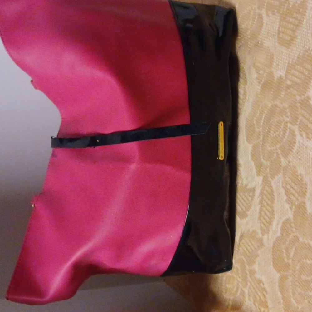 Juicy Couture Bag pink with shinny black